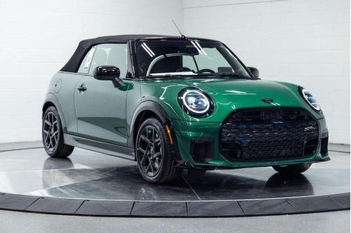 British Racing Green IV Metallic 2026 MINI Convertible Iconic