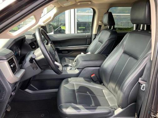 Dark Matter Gray Metallic 2024 Ford Expedition Max XLT