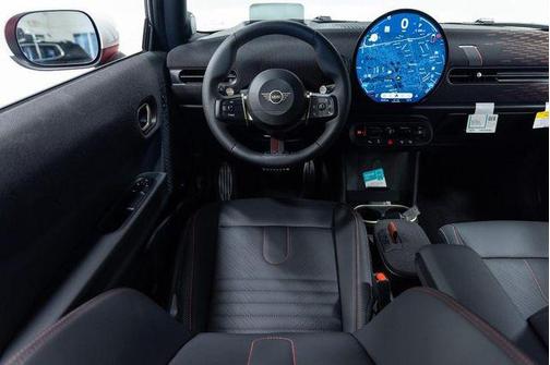 Chili Red II 2026 MINI Hardtop Iconic