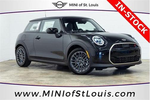 2025 MINI Hardtop Iconic