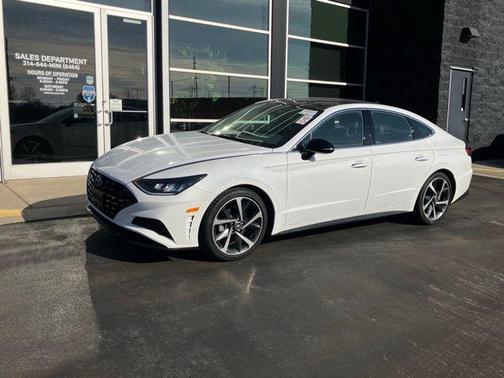 2023 Hyundai SONATA SEL Plus