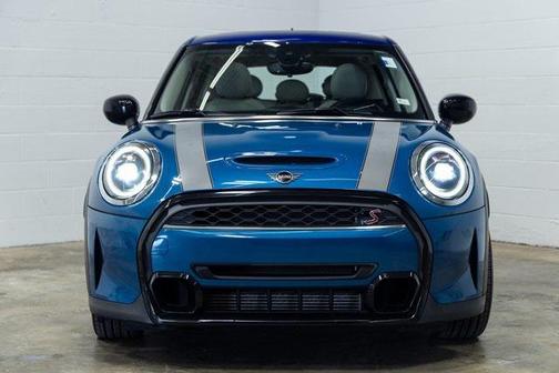 2022 MINI Hardtop Iconic