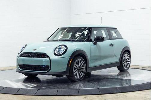 2026 MINI Hardtop Signature Plus