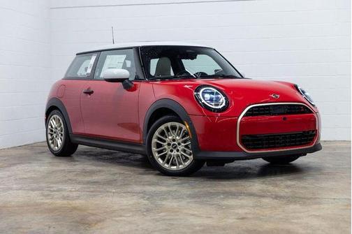 2025 MINI Hardtop Iconic