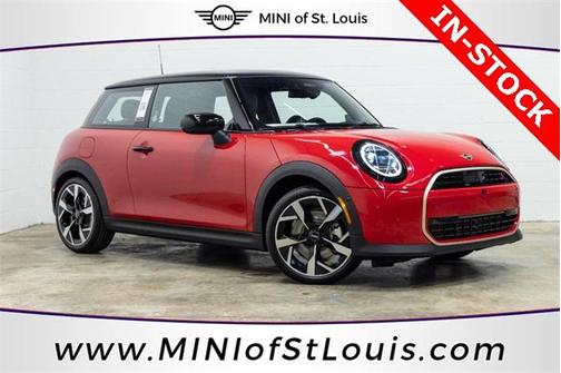 2025 MINI Hardtop Iconic