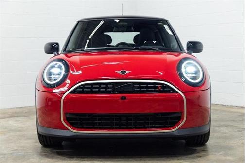 2025 MINI Hardtop Iconic