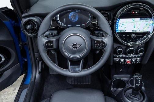 2023 MINI Convertible Signature