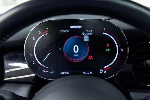 2024 MINI Hardtop Iconic