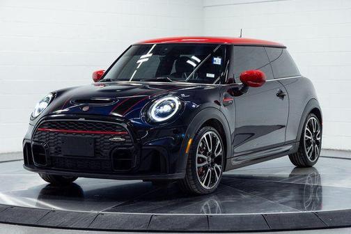 2024 MINI Hardtop Iconic