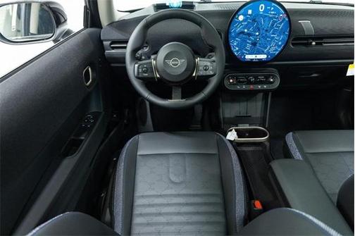 2025 MINI Hardtop Signature Plus