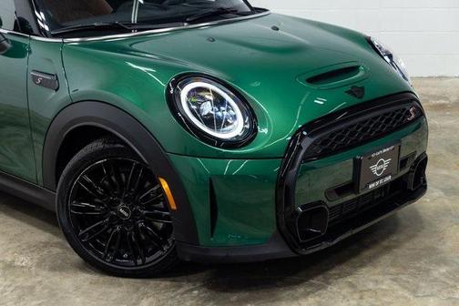 2022 MINI Hardtop Iconic