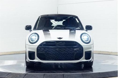 2026 MINI Hardtop Iconic