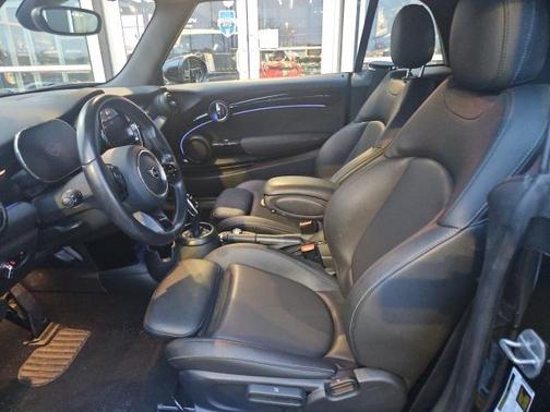 2024 MINI Convertible Signature