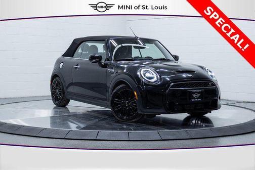 2024 MINI Convertible Signature