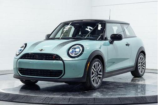 2026 MINI Hardtop Signature Plus