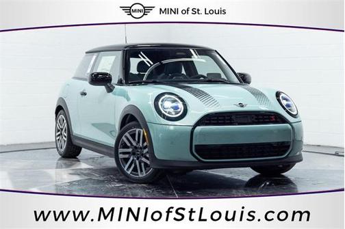2026 MINI Hardtop Signature Plus
