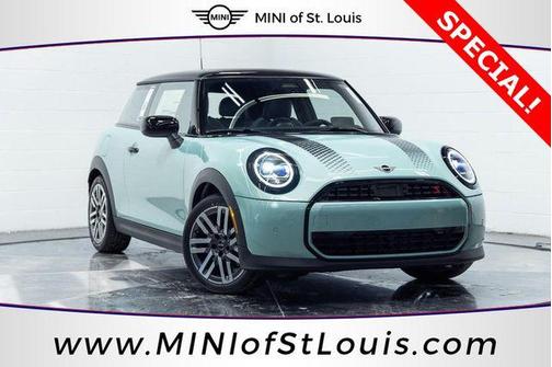 2026 MINI Hardtop Signature Plus