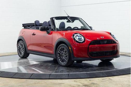 2026 MINI Convertible Signature Plus