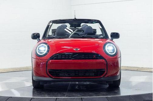 2026 MINI Convertible Signature Plus