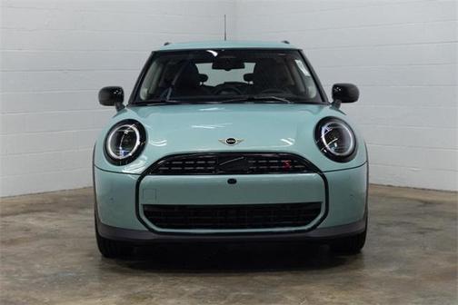 2025 MINI Hardtop Iconic