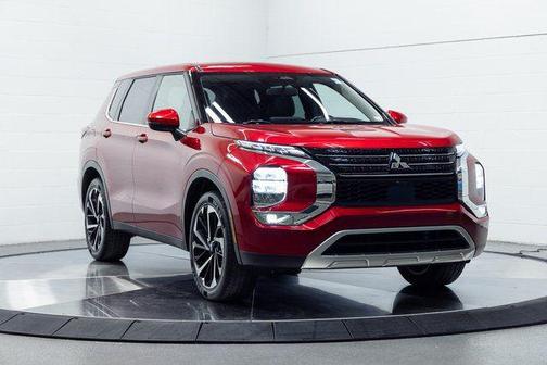 2023 Mitsubishi Outlander SE Special Edition