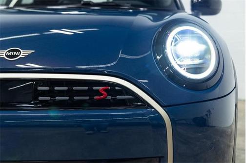 2025 MINI Hardtop Signature Plus