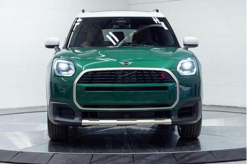British Racing Green IV Metallic 2027 MINI Countryman Cooper S ALL4