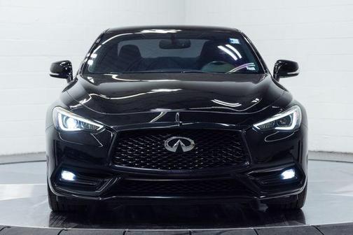 Black Obsidian 2018 INFINITI Q60 3.0T LUXE