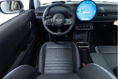 2025 MINI Hardtop Iconic