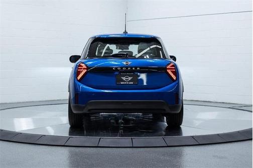 2026 MINI Hardtop Signature Plus