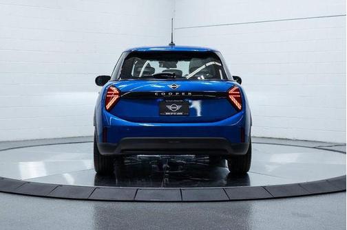 2026 MINI Hardtop Signature Plus