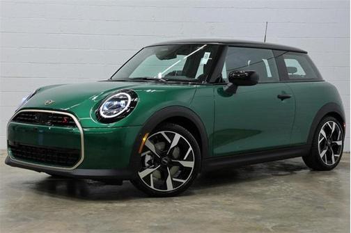 2025 MINI Hardtop Iconic