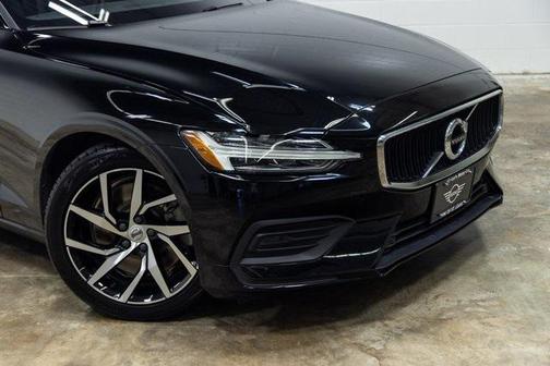 2019 Volvo S60 T6 Momentum