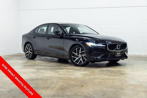 2019 Volvo S60 T6 Momentum