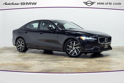 2019 Volvo S60 T6 Momentum