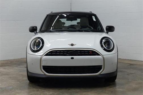 2025 MINI Hardtop Iconic