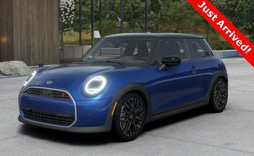 2026 MINI Hardtop Iconic