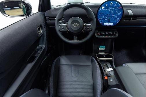 2026 MINI Hardtop Signature Plus