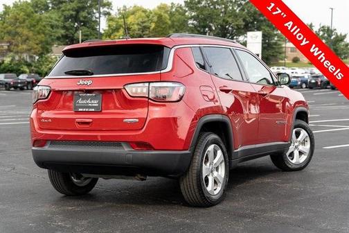 Photo 2 of 27 of 2018 Jeep Compass Latitude