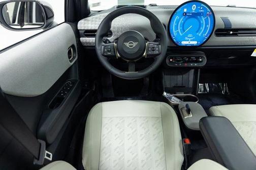 2025 MINI Hardtop Iconic
