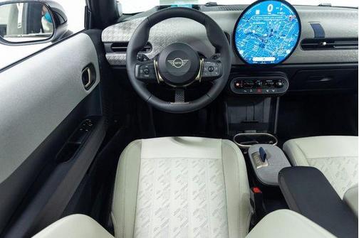 2025 MINI Hardtop Iconic