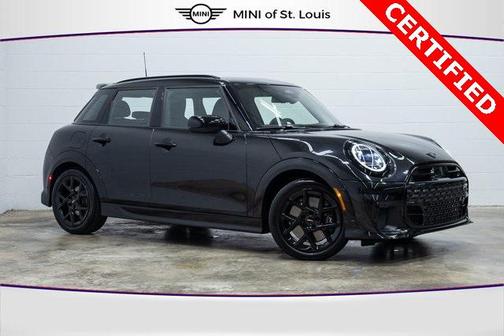 2025 MINI Hardtop Iconic