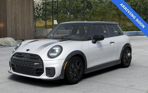 Nanuq White Metallic 2026 MINI Hardtop Iconic