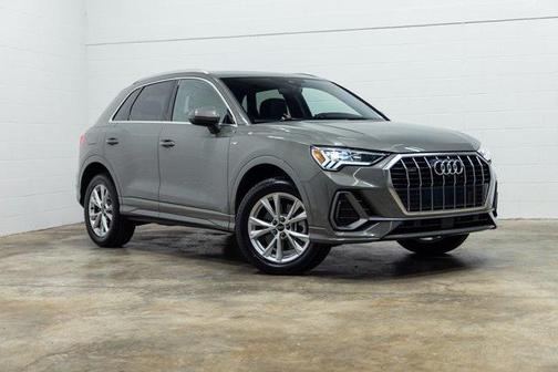2022 Audi Q3 45 S line Premium Plus