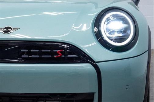 2026 MINI Convertible Signature Plus