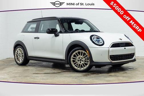 2025 MINI Hardtop Iconic