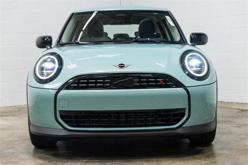 2025 MINI Hardtop Signature Plus