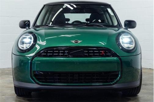 2025 MINI Hardtop Signature Plus