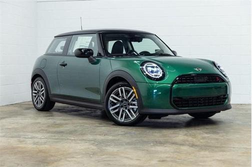 2025 MINI Hardtop Signature Plus