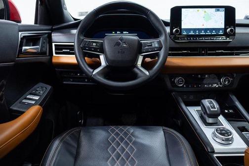 2023 Mitsubishi Outlander PHEV SEL